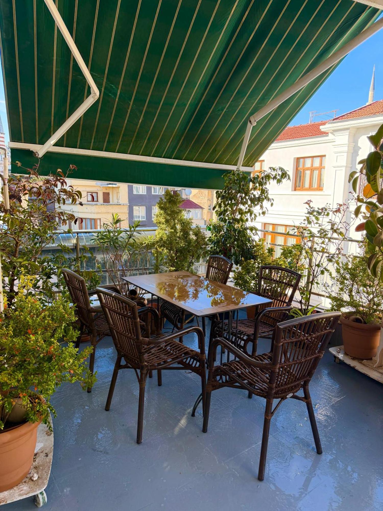 Elisa Hotel — Photos 1
